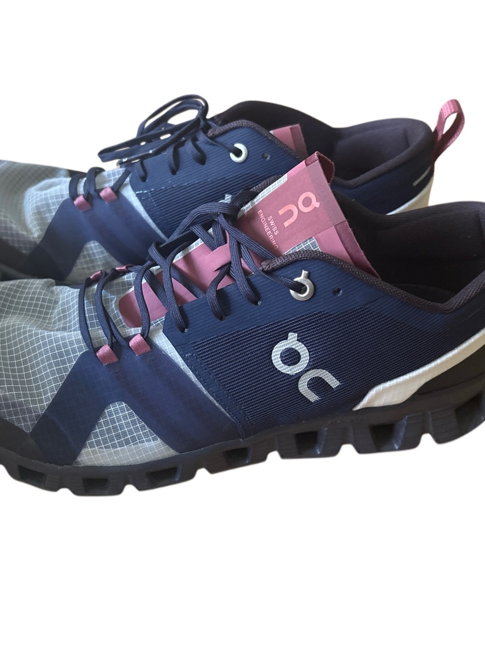 On Running Women's Navy and Pink Lightweight Sneakers